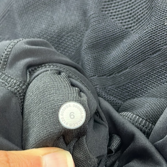 Lululemon Sheer Will High-Rise Tight 28" *Camo Black - Picture 3 of 4